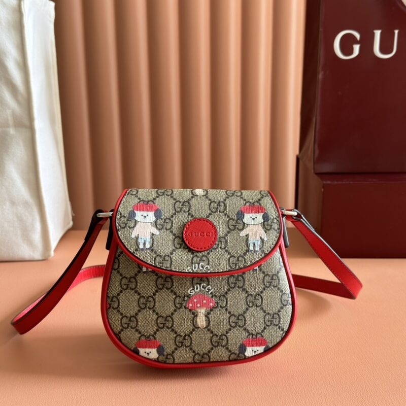 GUCCI GG肩背包814014 FAD5G