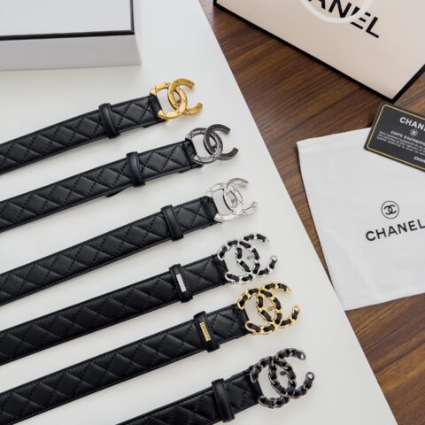 CHANEL 经典原版花纹扣女士腰带3.0cm