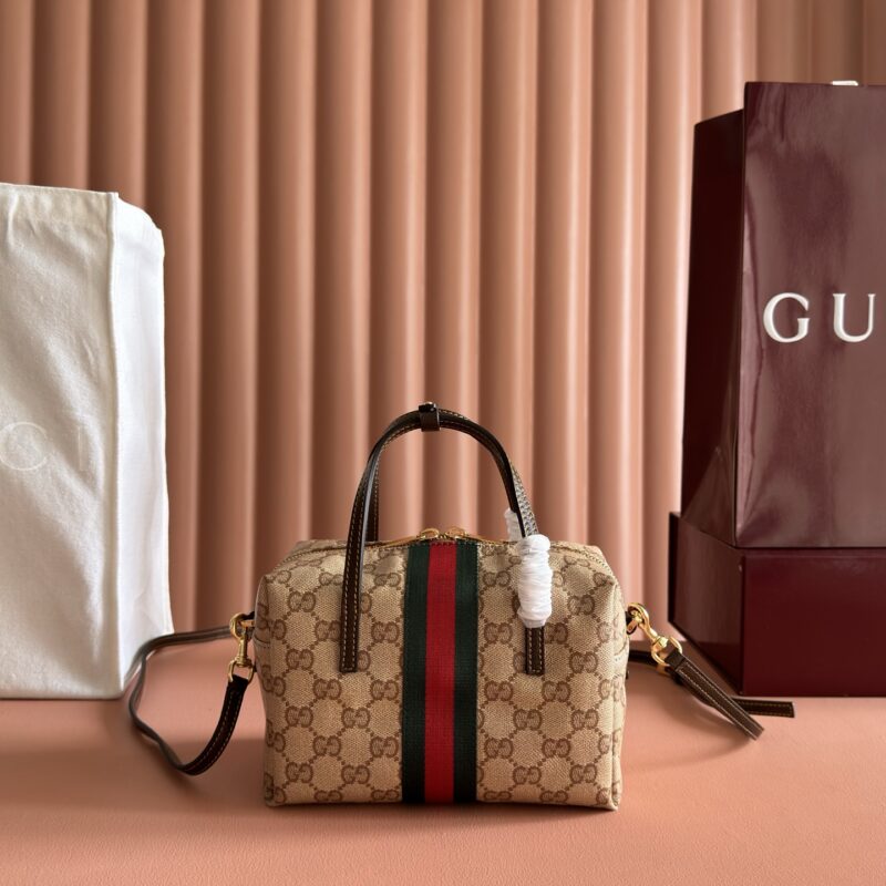 GUCCI Generation 系列深入探索品牌典藏元素 型号：876057 杏色/水晶