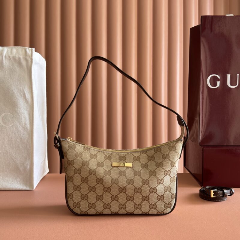 GUCCI Generation 系列深入探索品牌的典藏元素 型号:874743