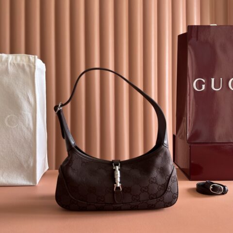 GUCCI Generation 系列深入 型号:863137石楠/帆布