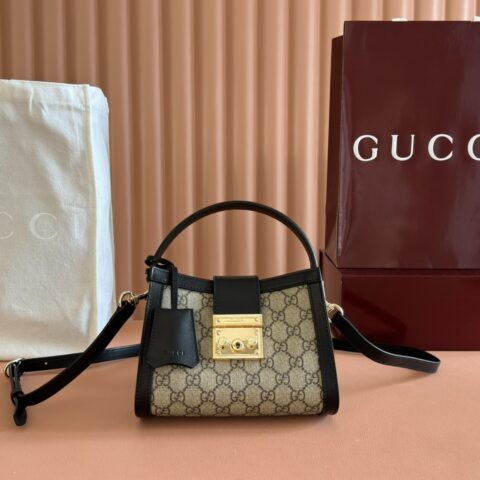 GUCCI Padlock系列 型号:841653 啡克/pvc