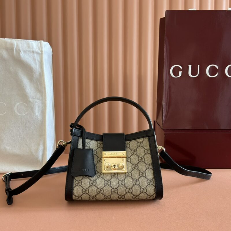 GUCCI Padlock系列 型号:841653 啡克/pvc