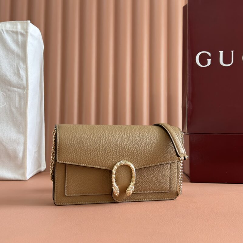 GUCCI Dionysus系列链带钱包 型号：837373棕色全皮