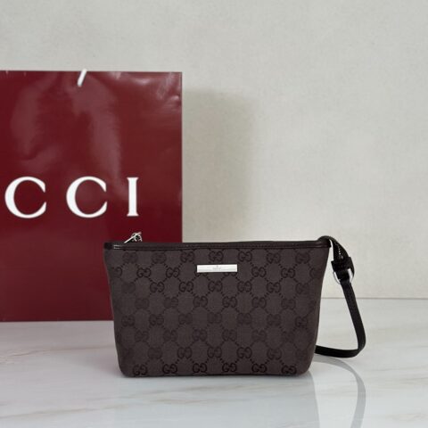 GUCCI 专柜品质，顶级原单货，实物实拍！款号A0014P深棕布