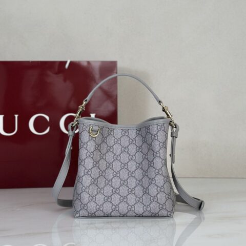 GUCCI 专柜品质，顶级原单货，实物实拍！款号815118灰胶