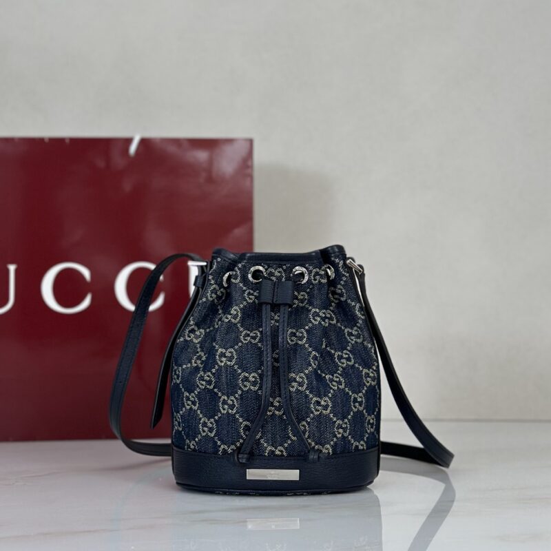 GUCCI 专柜品质，顶级原单货，实物实拍！款号875802深蓝牛仔