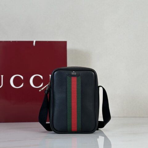 GUCCI 专柜品质，顶级原单货，实物实拍！款号876226克色羊皮