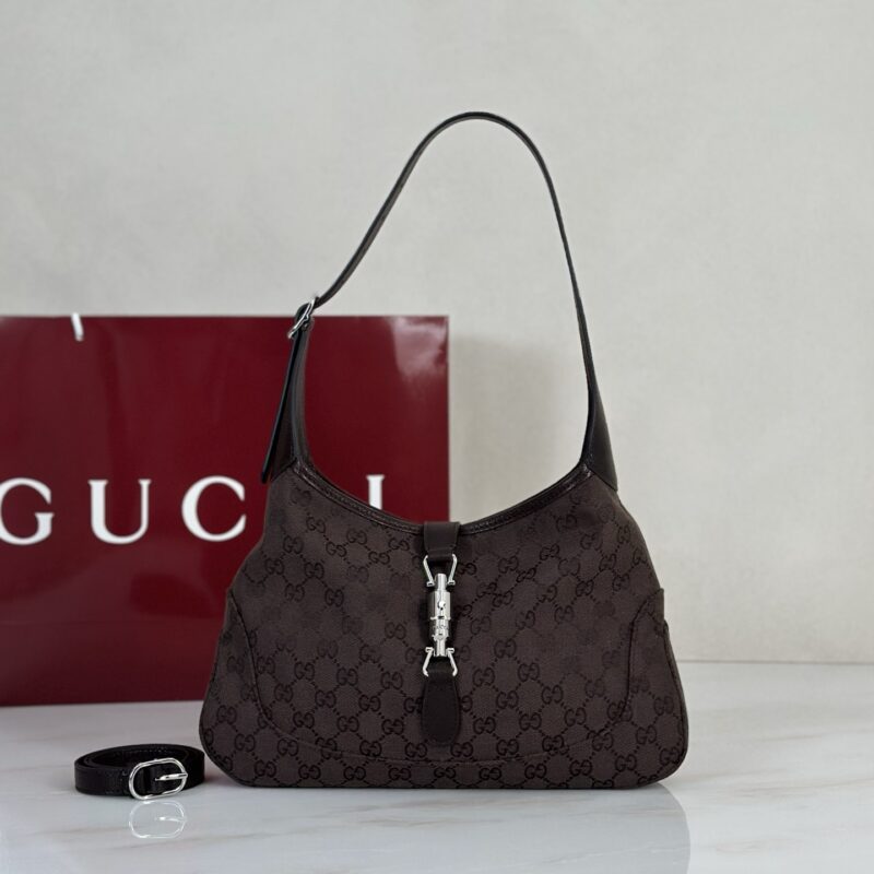 GUCCI 专柜品质，顶级原单货，实物实拍！款号863136深棕布