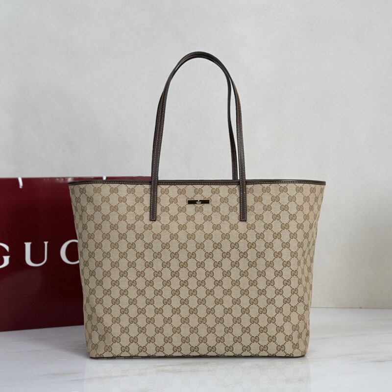 GUCCI 专柜品质，顶级原单货，实物实拍！款号874745浅杏布