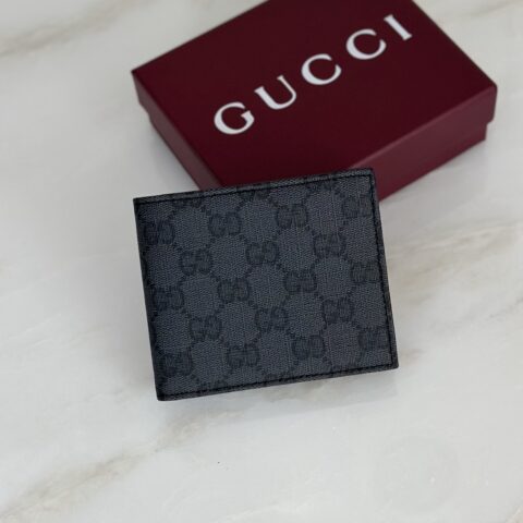 GUCCI 专柜品质，顶级原单货，实物实拍！款号876390灰水晶