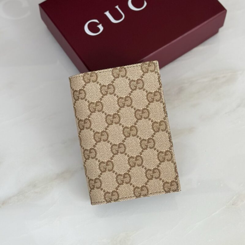 GUCCI 专柜品质，顶级原单货，实物实拍！款号876432杏水晶布