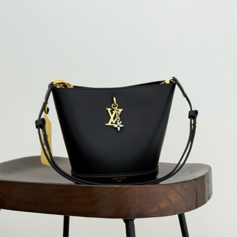 【特级原厂】 Lv Bloom mini hobo 手袋👜 型号: M27260 动态芯片版