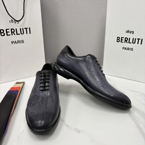 BERLUTI 特别定制的男士新款系带休闲德比鞋
