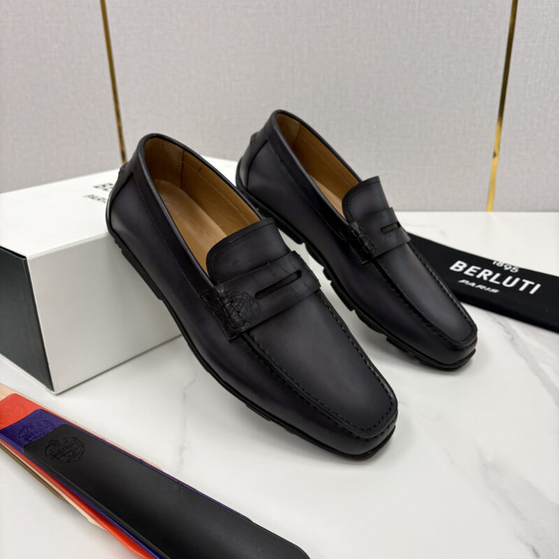 BERLUTI Saturnin Scritto图纹皮革驾车鞋