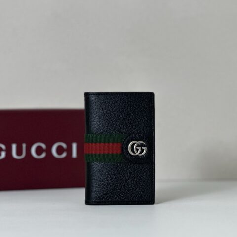 GUCCI 专柜品质，顶级原单货，实物实拍！834691克色猪纹