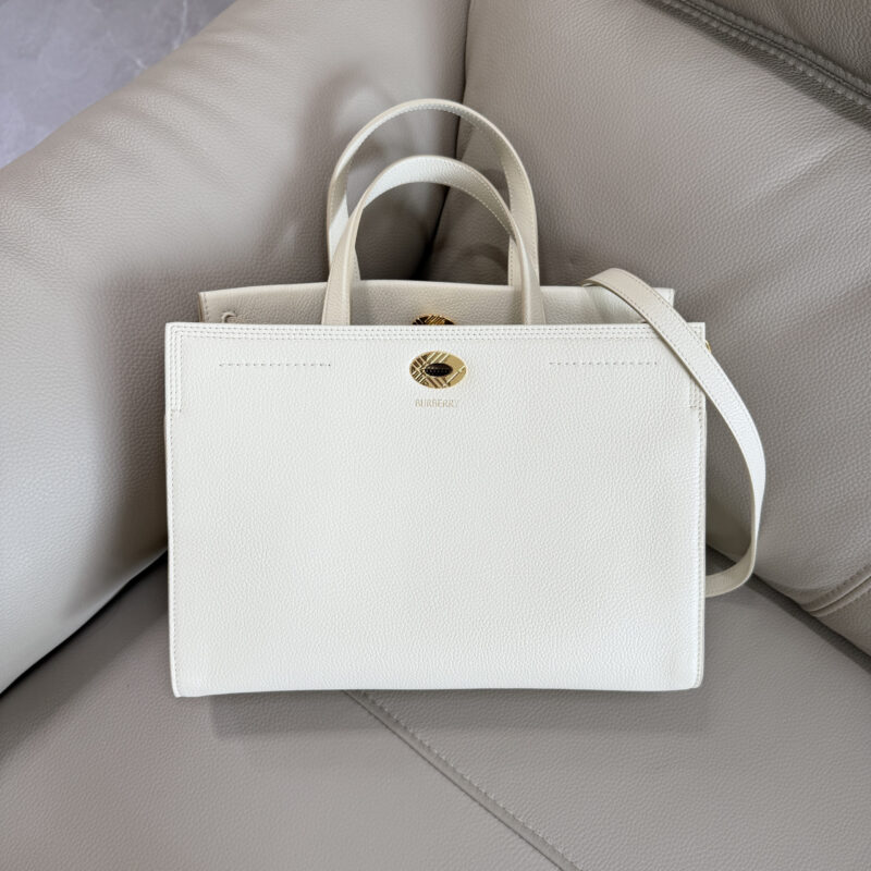 Burberry B家新款托特包 型号3431