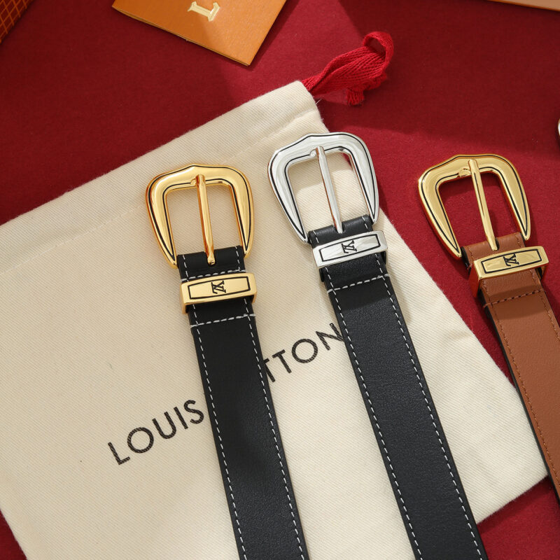 LV Dust 腰带以纤长构型演绎 Pharrell Williams 的别致美学