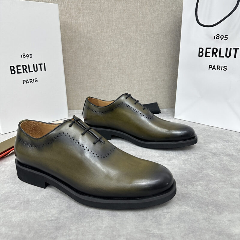 BERLUTI 新品男士正装皮鞋 Aplomb Bergamo Scritto图纹皮革德比鞋