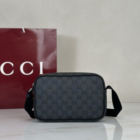 GUCCI 专柜品质，顶级原单货，实物实拍！款号876494灰水晶