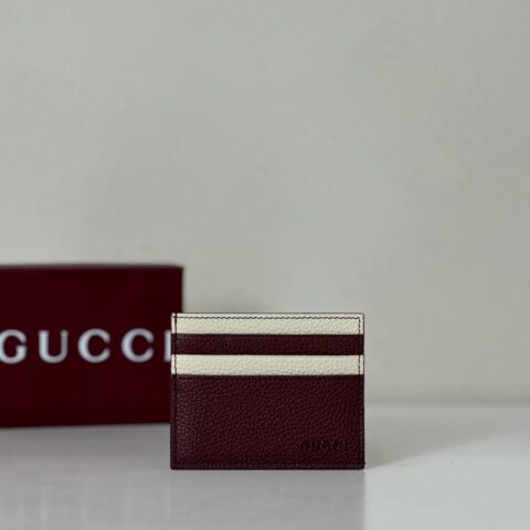 GUCCI 专柜品质，顶级原单货，实物实拍！款号817043酒红/米白