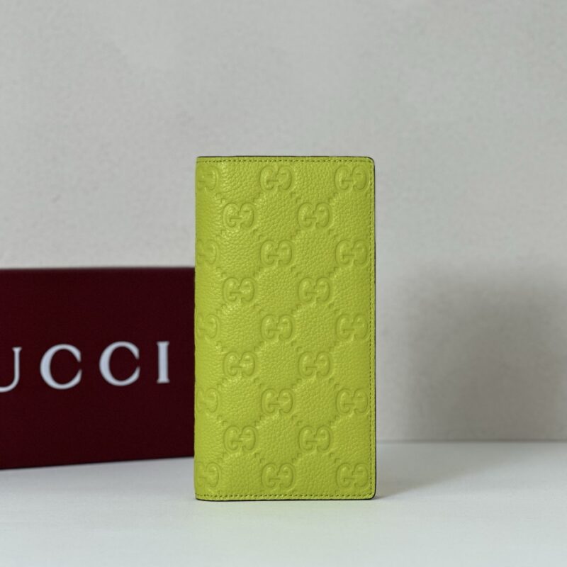 GUCCI 专柜品质，顶级原单货，实物实拍！款号835014荧光绿压花