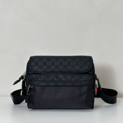 GUCCI 专柜品质，顶级原单货，实物实拍！816820克压布