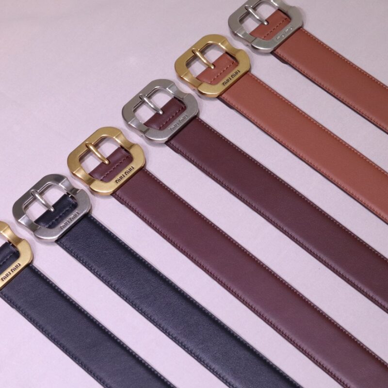 MIUMIU 复刻精品复古镏金扣