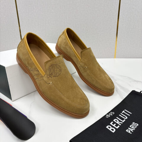 BERLUTI 新款手工擦色拼反毛皮乐福鞋