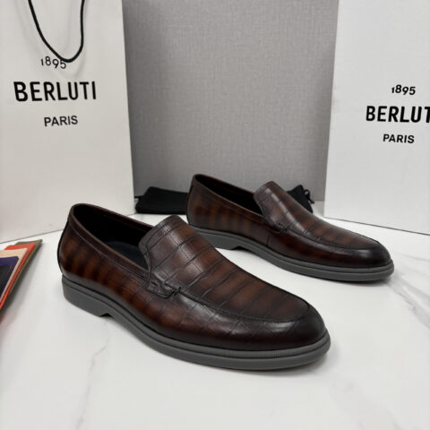 BERLUTI 新款鳄鱼纹🐊乐福鞋
