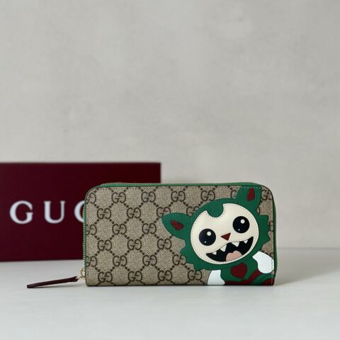 GUCCI 专柜品质，顶级原单货，实物实拍！款号855377Clumsy角色/绿印花