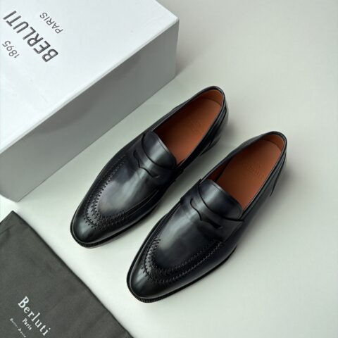 BERLUTI 经典的 Penny Loafer(便士乐福鞋)