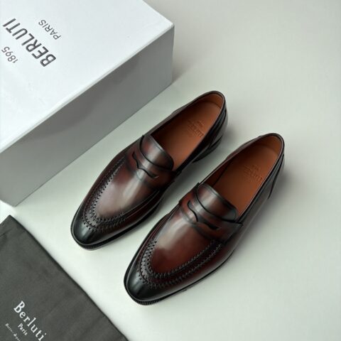 BERLUTI 经典的 Penny Loafer(便士乐福鞋)