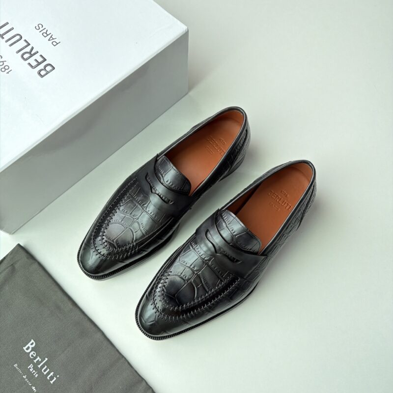 BERLUTI 经典的 Penny Loafer(便士乐福鞋)