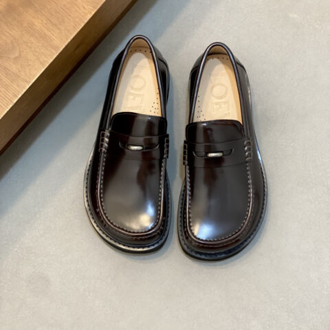 LOEWE 商务皮鞋