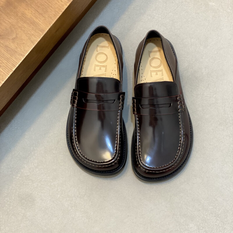LOEWE 商务皮鞋