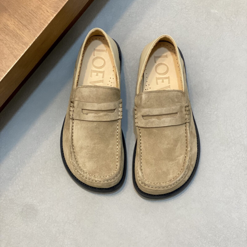 LOEWE 商务皮鞋