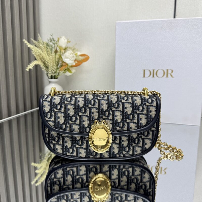 DIOR Médaillon 翻盖包 型号: M3921 蓝色