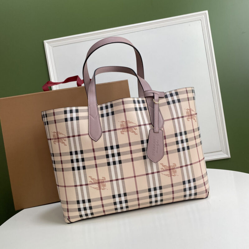 Burberry B家双面购物袋 型号4001