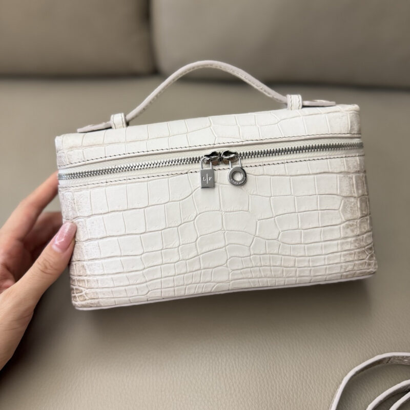 Loro Piana Extra Pocket L19手拿包 型号:FAO6385 尼罗鳄 喜马拉雅