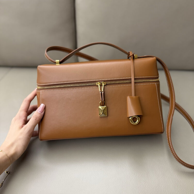 Loro Piana Extra Bag L27手袋 平纹 型号:FAN3462 金棕色