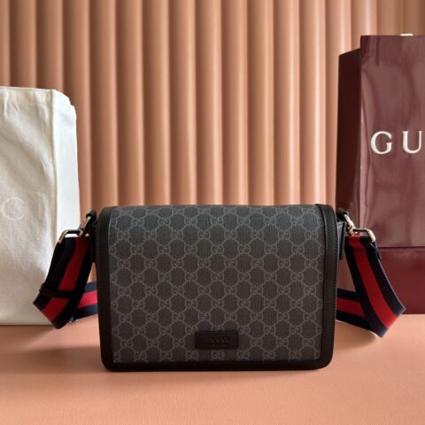 GUCCI GG斜挎包 款号771167 K5RLN 1095