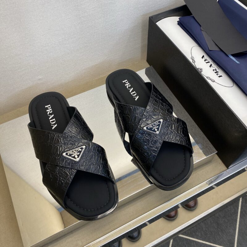 PRADA 男士真皮拖鞋