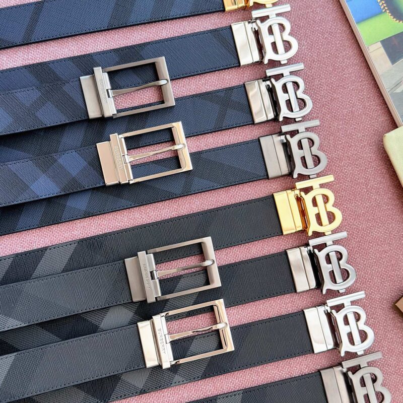 Burberry博柏利品牌始终秉承传统精髓