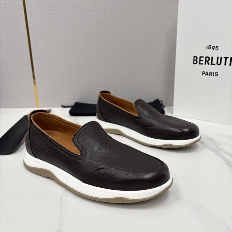 BERLUTI Echappée 系列鹿皮乐福鞋一脚蹬休闲鞋履