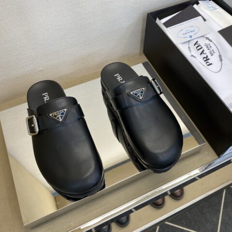 PRADA 男士皮革穆勒鞋