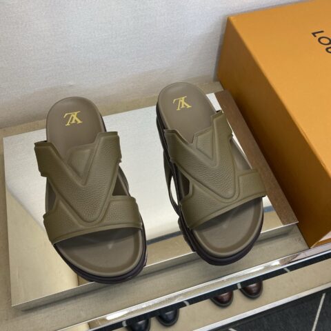 LV 男士拖鞋