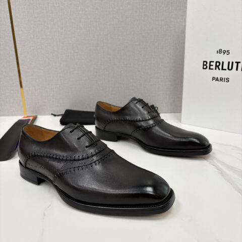 BERLUTI 新款男士手工擦色正装皮鞋