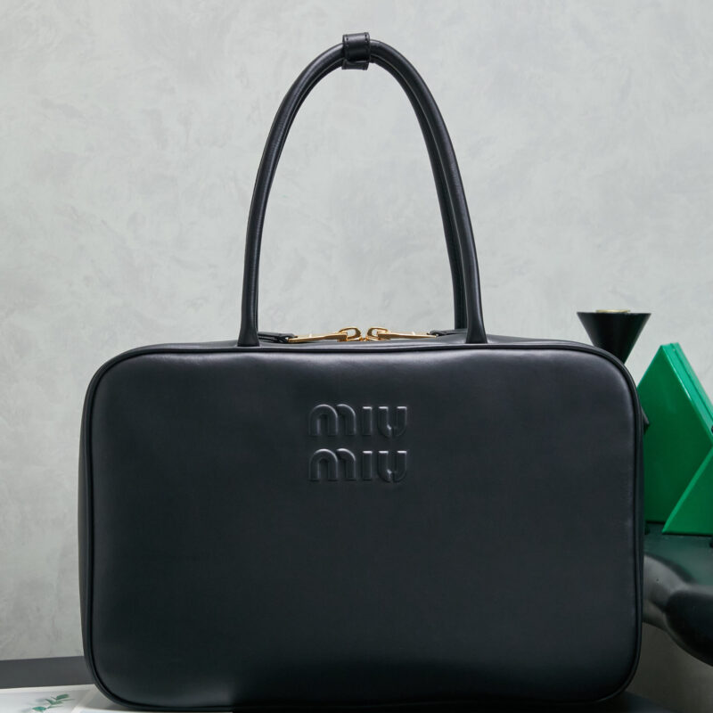 MIUMIU 新品保龄球包 5BB117黑色