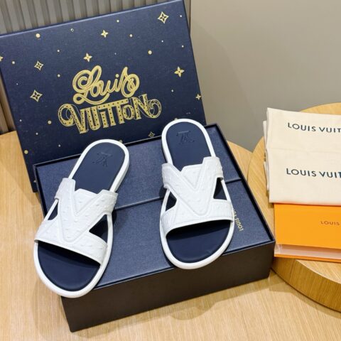 LV L家Waterfront凉拖